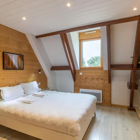 בית נופש Maison Louise Saint-Crépin-et-Carlucet